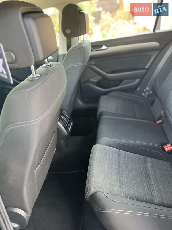 Универсал Volkswagen Passat 2020 в Смеле фото 30 Универсал Volkswagen Passat 2020 в Смеле