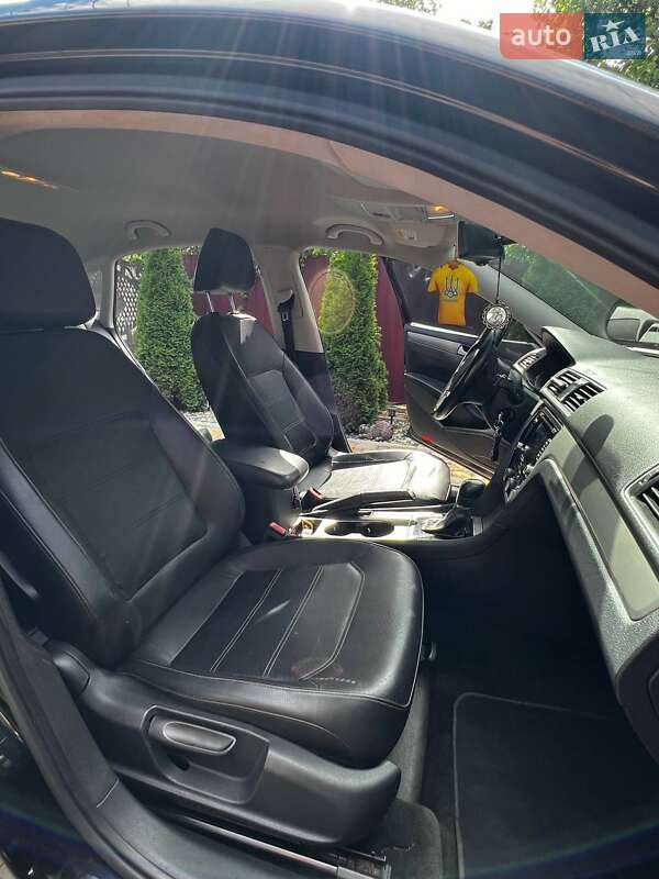 Седан Volkswagen Passat 2013 в Великодолинському