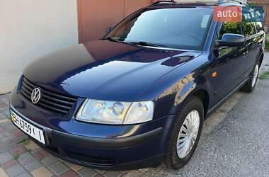 Универсал Volkswagen Passat 2000 в Одессе
