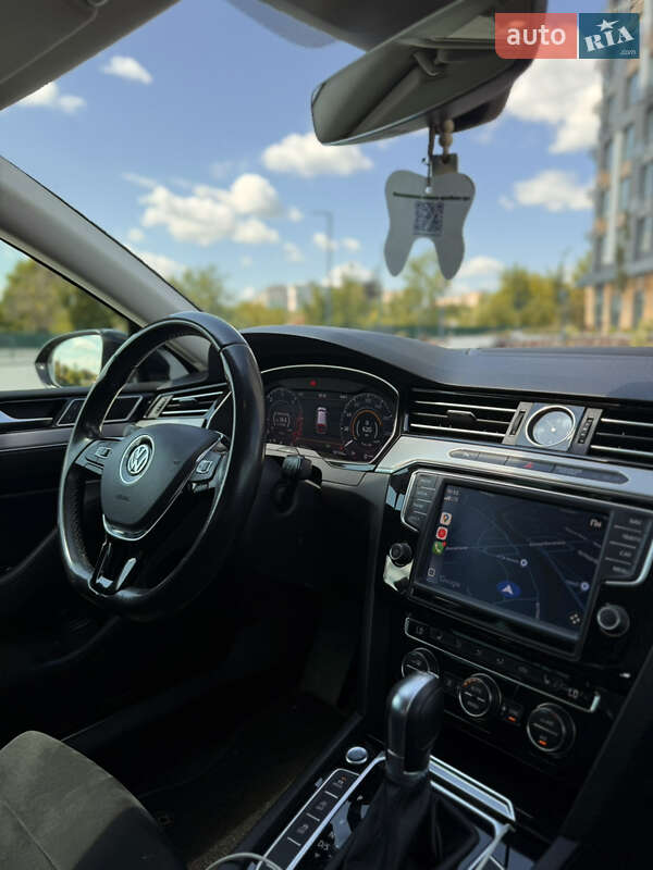 Универсал Volkswagen Passat 2016 в Кропивницком фото 12 Универсал Volkswagen Passat 2016 в Кропивницком