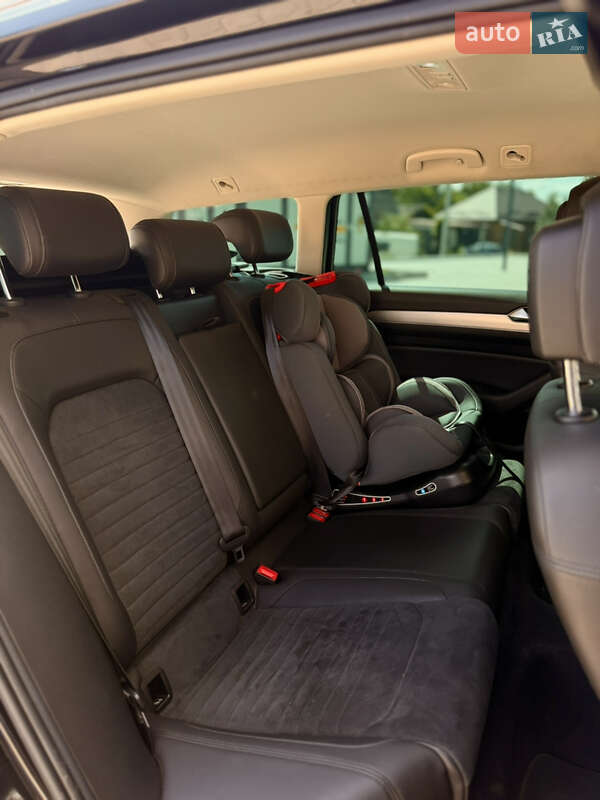 Универсал Volkswagen Passat 2016 в Кропивницком фото 16 Универсал Volkswagen Passat 2016 в Кропивницком