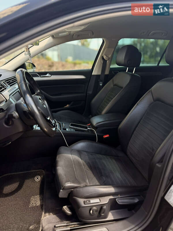 Универсал Volkswagen Passat 2016 в Кропивницком фото 19 Универсал Volkswagen Passat 2016 в Кропивницком