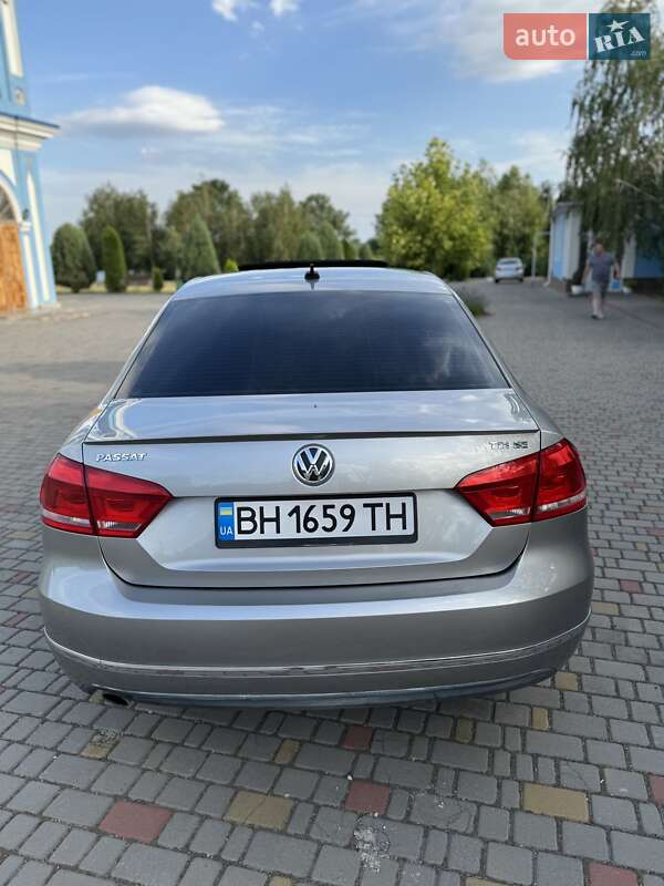 Седан Volkswagen Passat 2012 в Измаиле