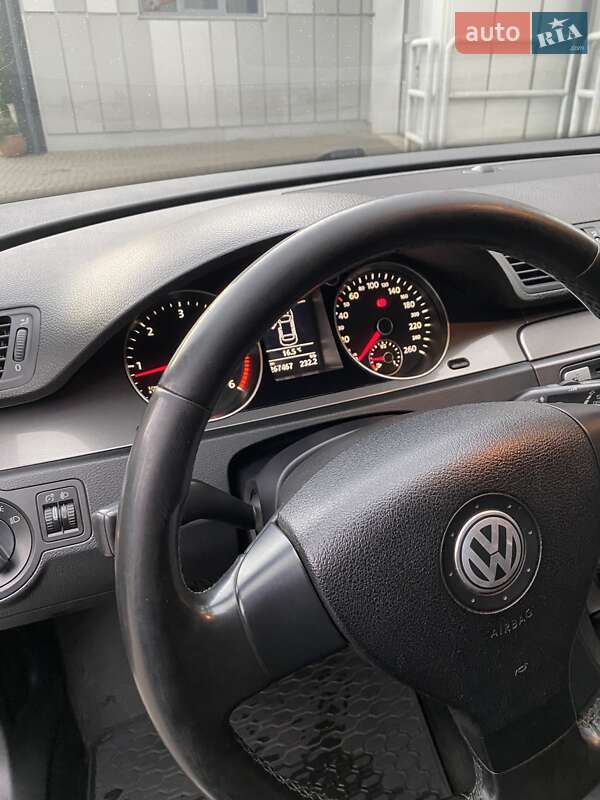 Универсал Volkswagen Passat 2009 в Ужгороде