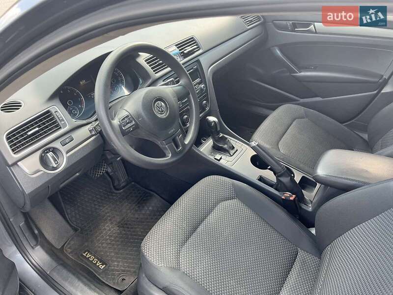 Седан Volkswagen Passat 2013 в Новомосковске фото 11 Седан Volkswagen Passat 2013 в Новомосковске