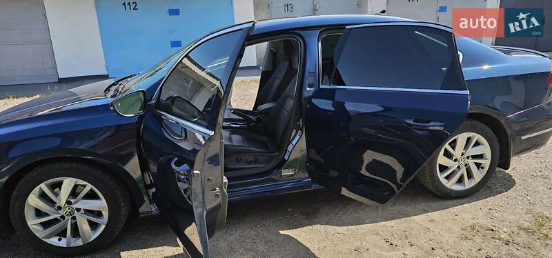 Седан Volkswagen Passat 2017 в Измаиле