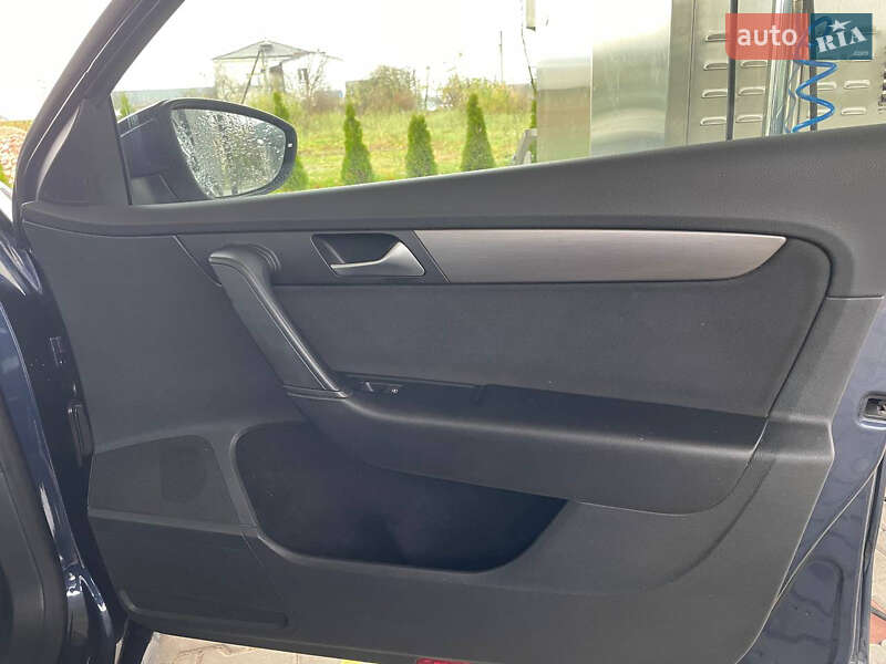 Универсал Volkswagen Passat 2014 в Стрые фото 16 Универсал Volkswagen Passat 2014 в Стрые