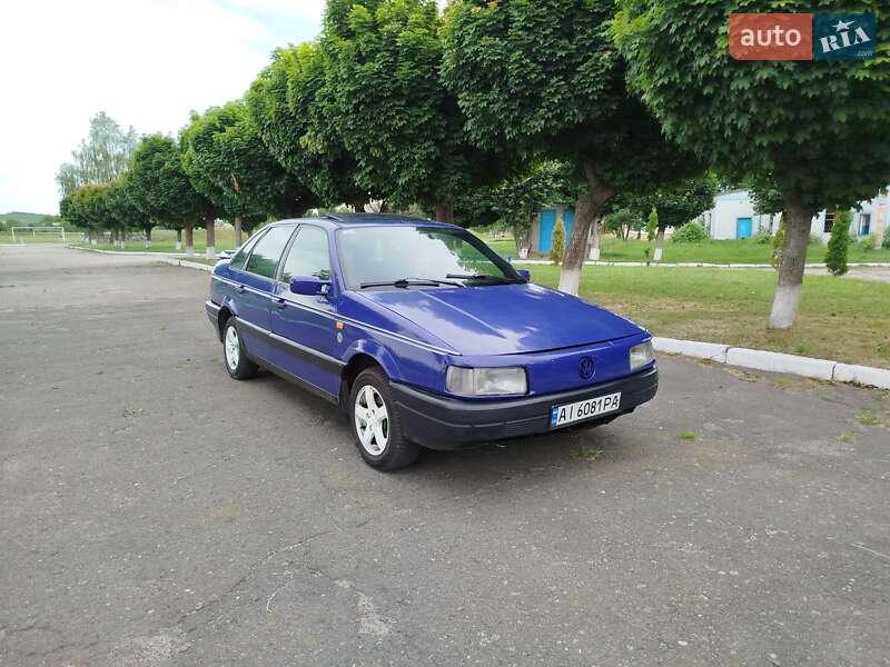 Volkswagen Passat 1992