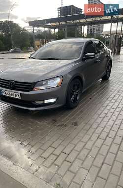 Седан Volkswagen Passat 2011 в Киеве