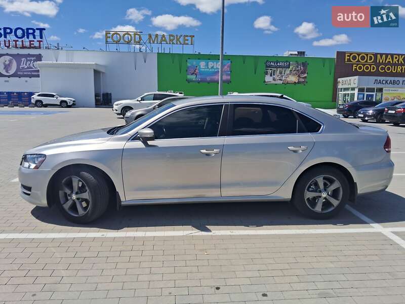 Volkswagen Passat 2012