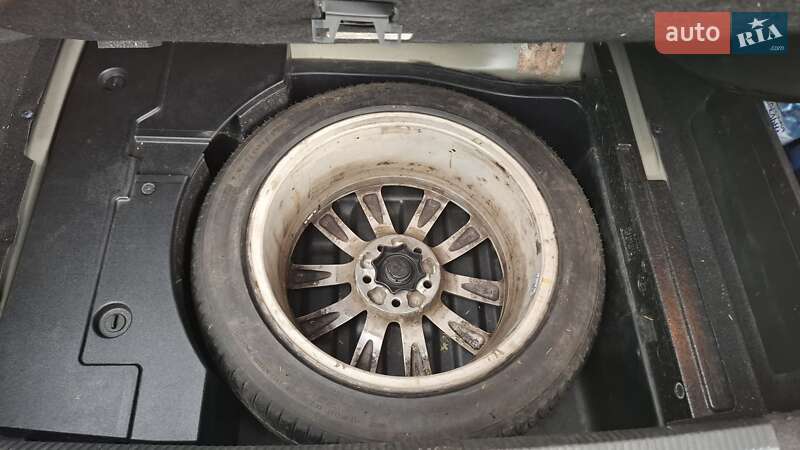 Седан Volkswagen Passat 2012 в Львові