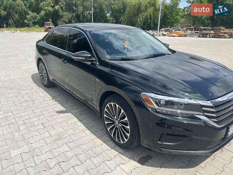 Седан Volkswagen Passat 2021 в Рівному фото 23 Седан Volkswagen Passat 2021 в Рівному