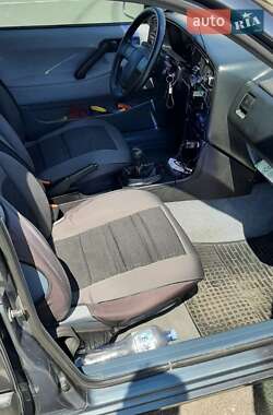 Седан Volkswagen Passat 1989 в 