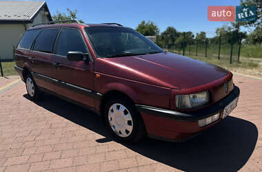 Универсал Volkswagen Passat 1992 в Стрые
