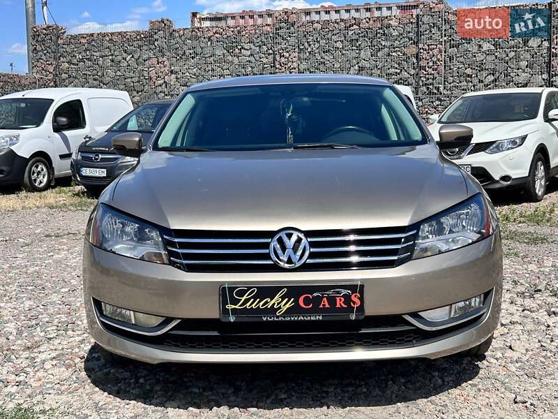 Седан Volkswagen Passat 2014 в Одессе