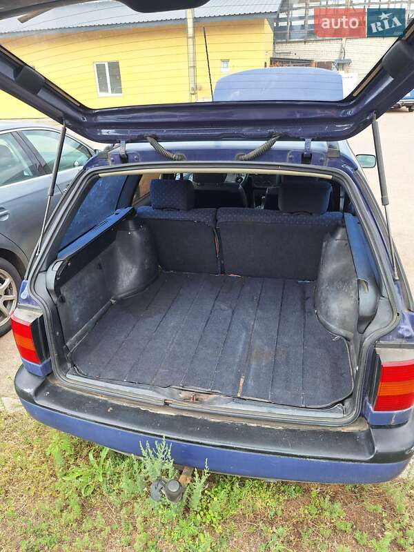Универсал Volkswagen Passat 1995 в Черкассах