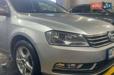 Універсал Volkswagen Passat 2012 в Коломиї