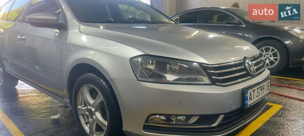 2011 Volkswagen Passat - мініатюра 11