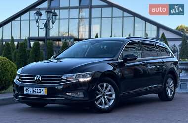 Универсал Volkswagen Passat 2020 в Стрые