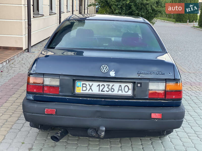 Седан Volkswagen Passat 1989 в Дунаївцях