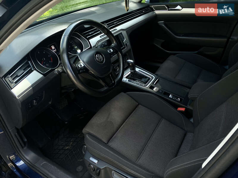 Седан Volkswagen Passat 2017 в Кролевце