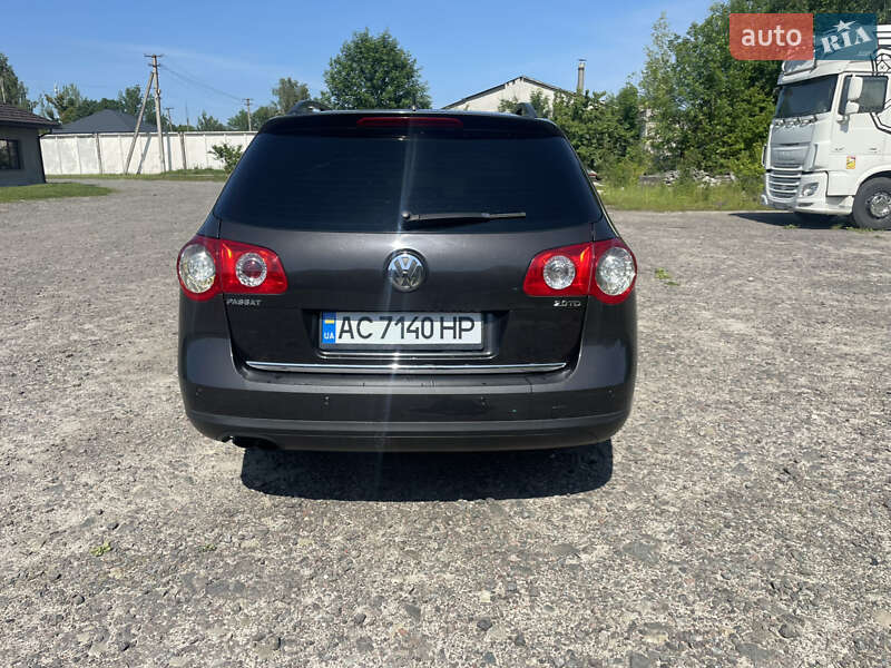 Універсал Volkswagen Passat 2005 в Камені-Каширському