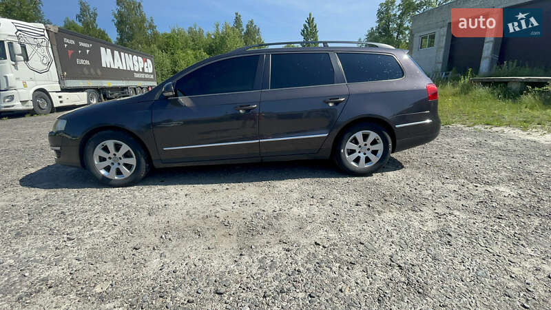 Універсал Volkswagen Passat 2005 в Камені-Каширському