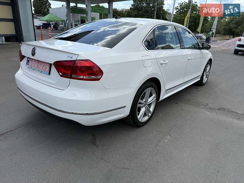 Седан Volkswagen Passat 2012 в Одессе