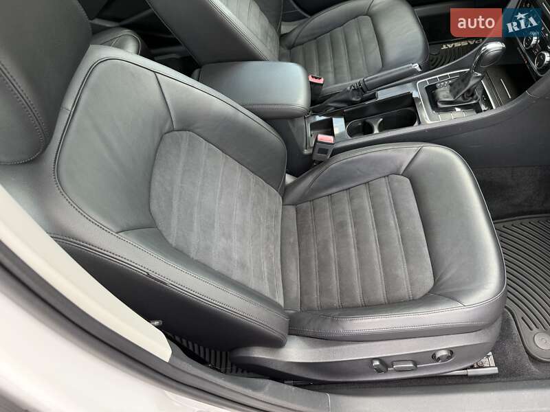 Седан Volkswagen Passat 2012 в Одессе