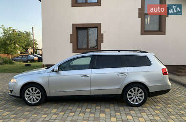 Універсал Volkswagen Passat 2009 в 