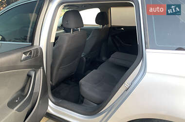 Універсал Volkswagen Passat 2009 в 