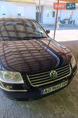 Седан Volkswagen Passat 2003 в Мукачево