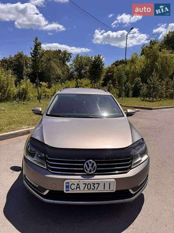 Volkswagen Passat 2011