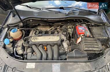 Седан Volkswagen Passat 2006 в 