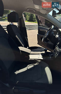 Универсал Volkswagen Passat 2011 в 