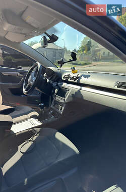 Универсал Volkswagen Passat 2011 в 