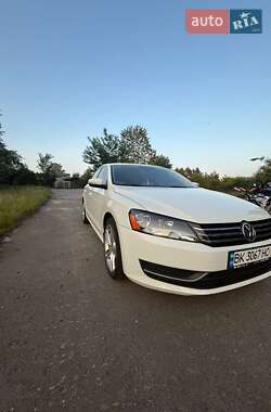 Седан Volkswagen Passat 2014 в Вараші