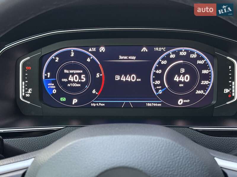 Универсал Volkswagen Passat 2020 в Луцке фото 35 Универсал Volkswagen Passat 2020 в Луцке