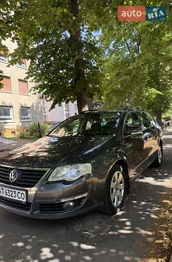 Универсал Volkswagen Passat 2010 в Ивано-Франковске