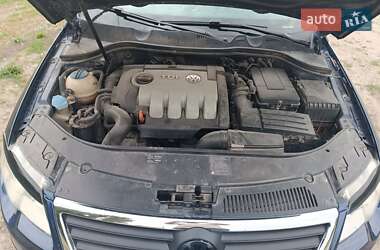 Універсал Volkswagen Passat 2006 в 