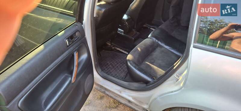 Универсал Volkswagen Passat 1999 в Жашкове