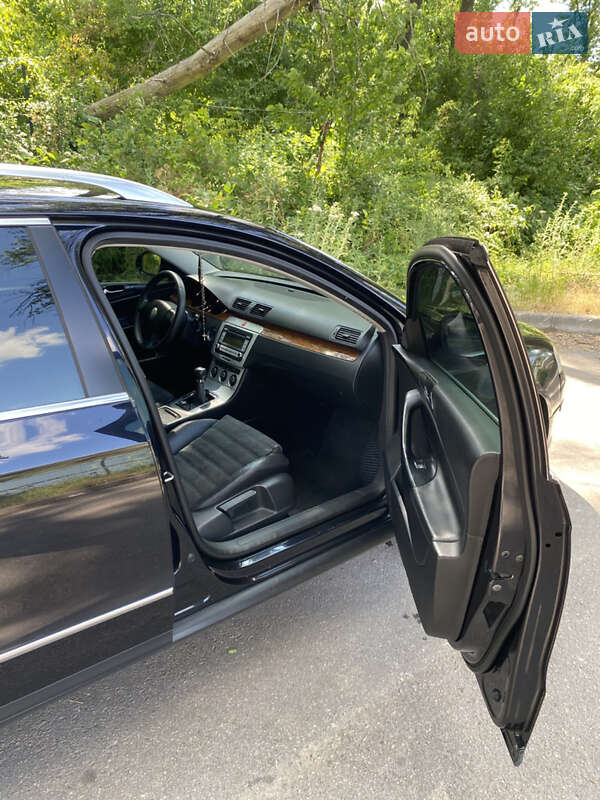 Універсал Volkswagen Passat 2008 в Кропивницькому