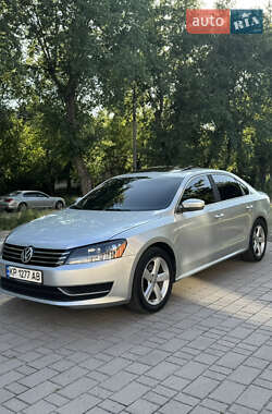 Седан Volkswagen Passat 2013 в Запорожье