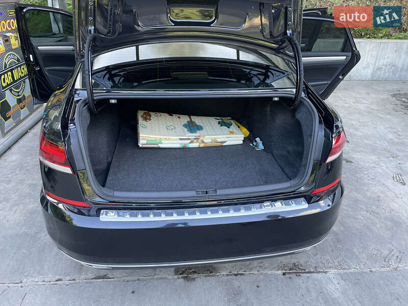 Седан Volkswagen Passat 2021 в Киеве фото 24 Седан Volkswagen Passat 2021 в Киеве