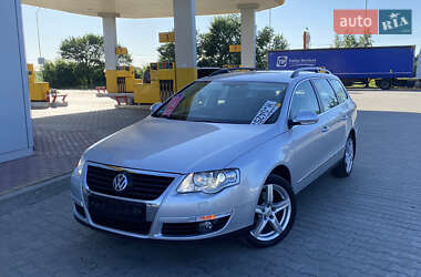 Універсал Volkswagen Passat 2010 в 