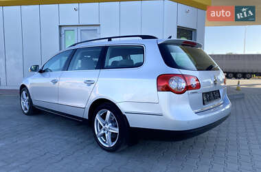Універсал Volkswagen Passat 2010 в 