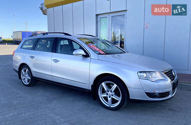 Універсал Volkswagen Passat 2010 в 