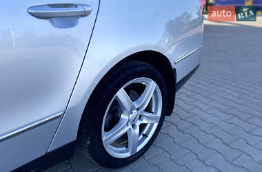 Універсал Volkswagen Passat 2010 в 