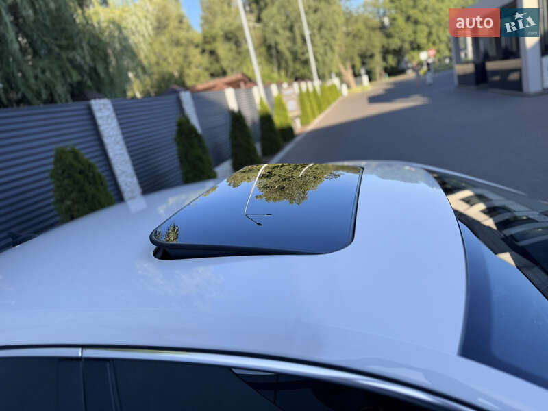 Седан Volkswagen Passat 2012 в Черкассах