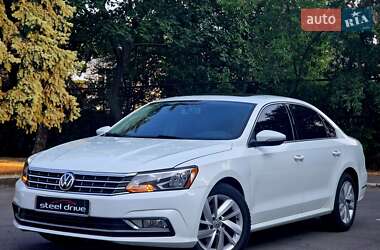 Седан Volkswagen Passat 2018 в Миколаєві